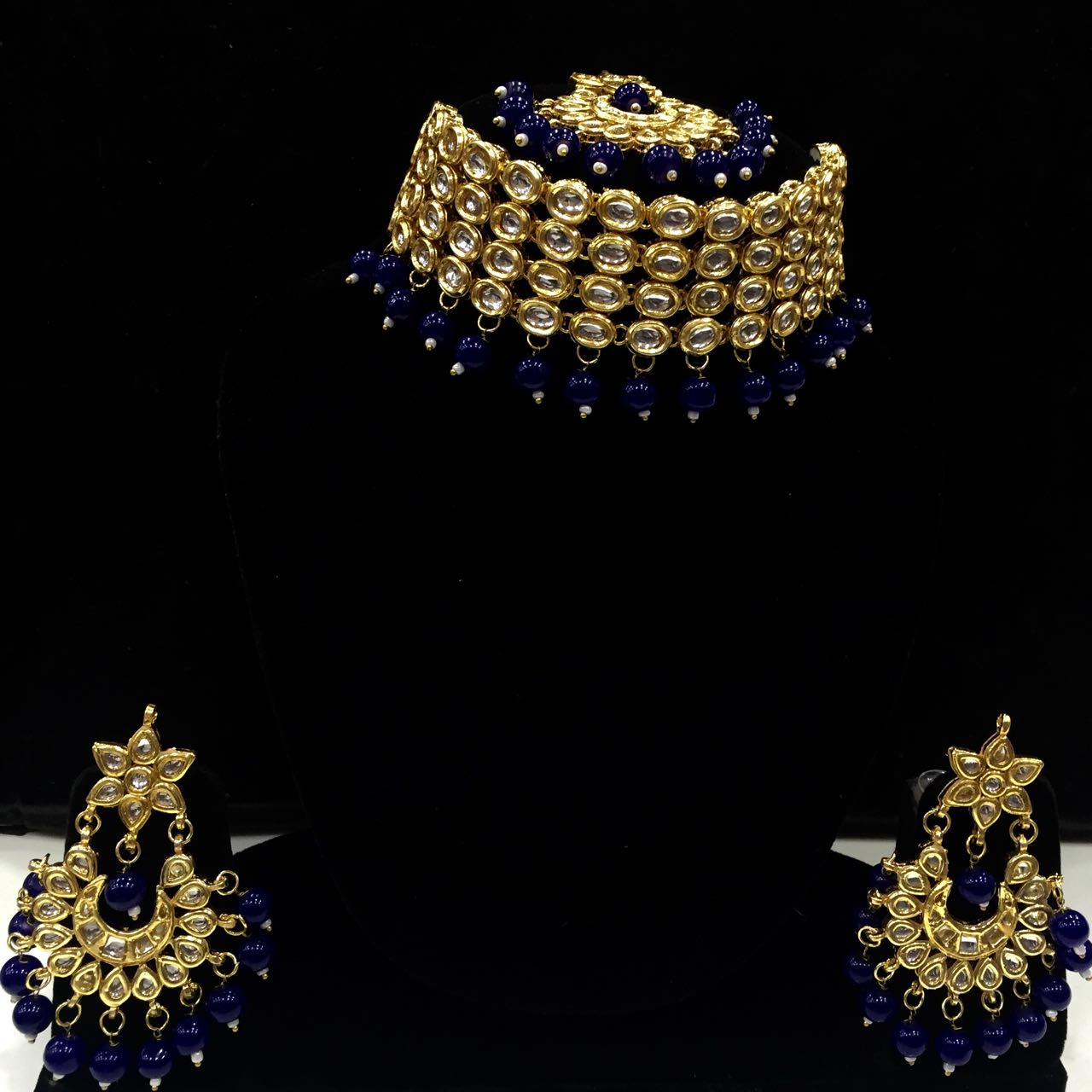 Semi Bridal Kundan chokker Set, Color- Black