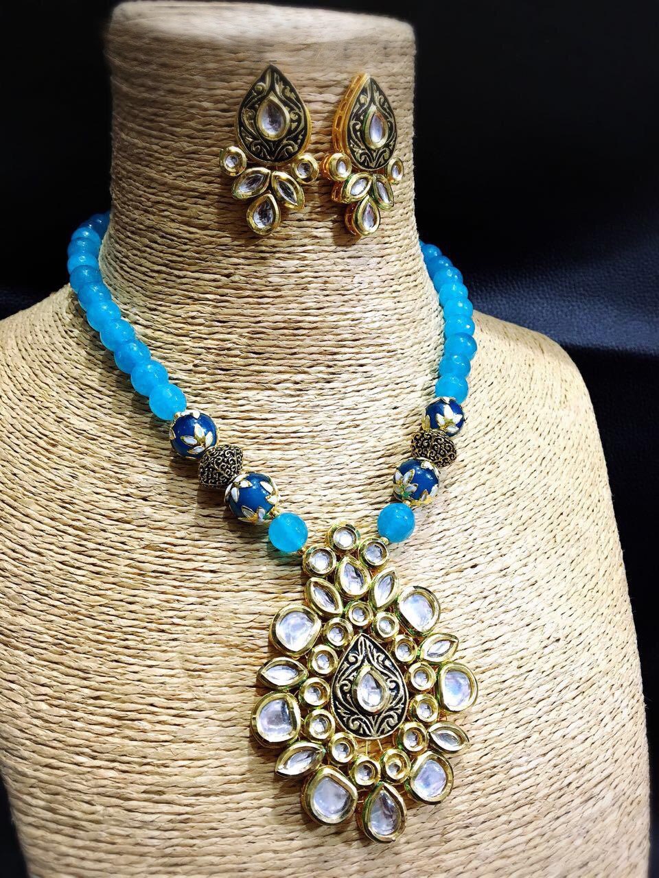Kundan set with cyan moti