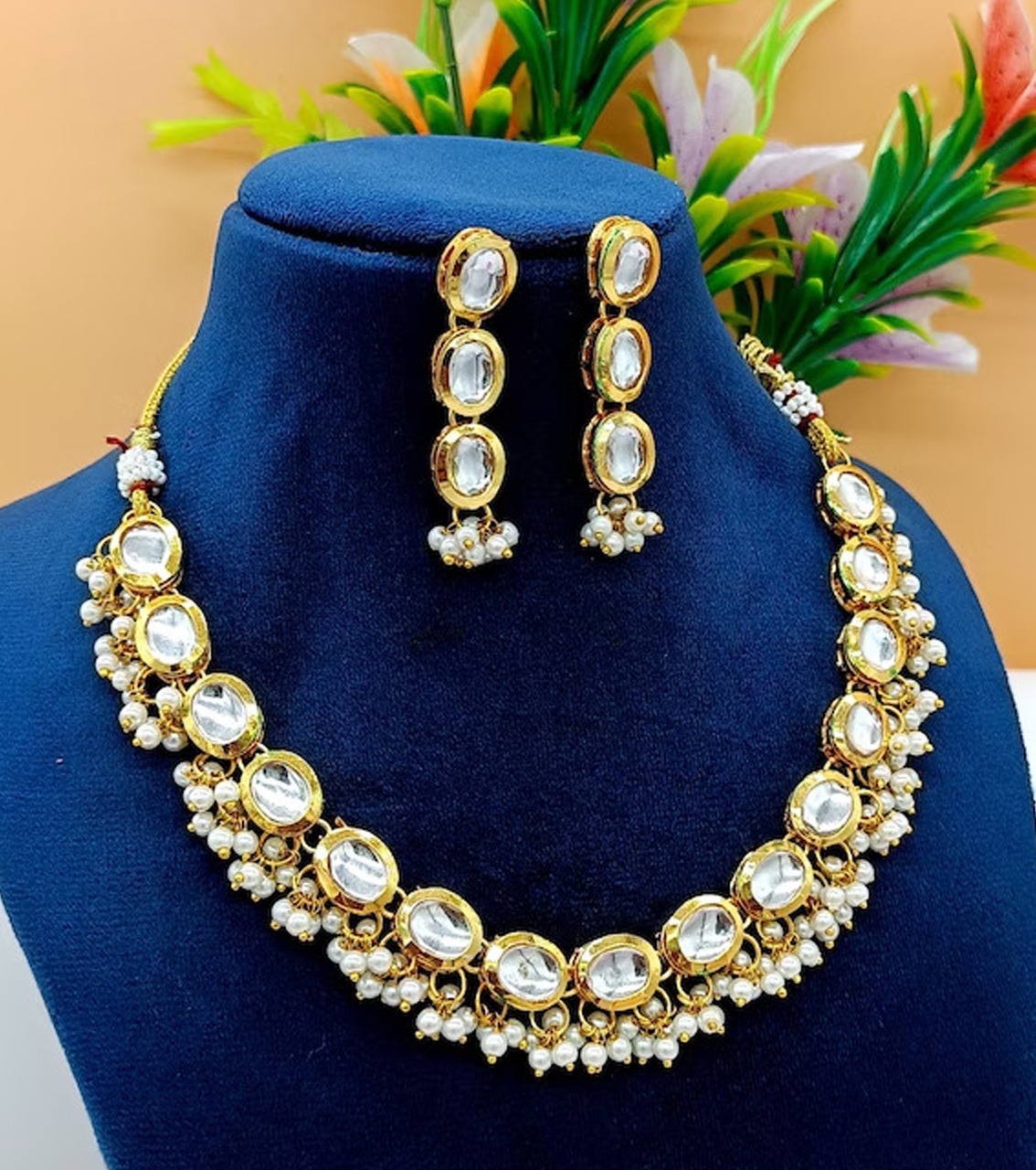 Kundan set with white moti 02