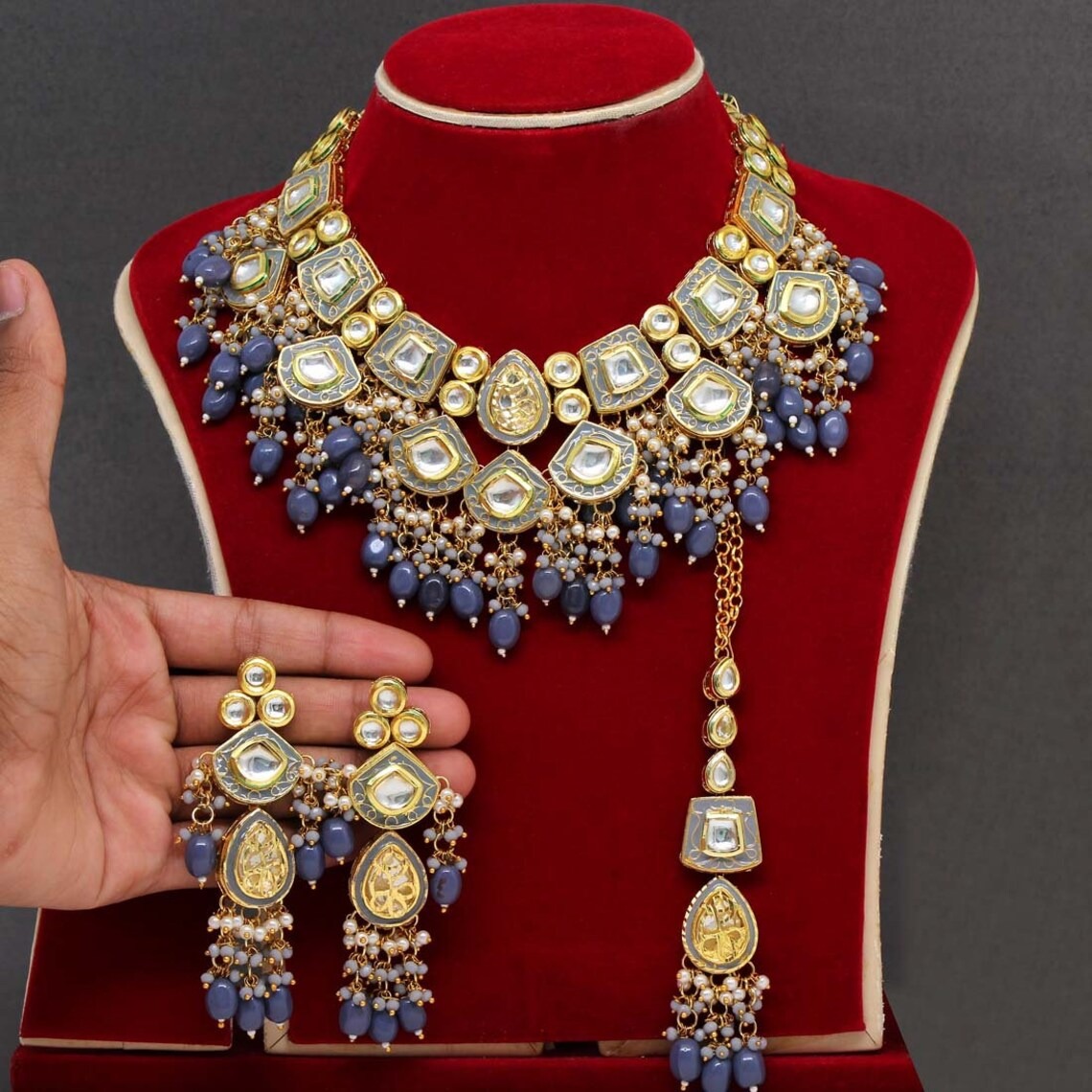 party wear kundan set with maang teeka