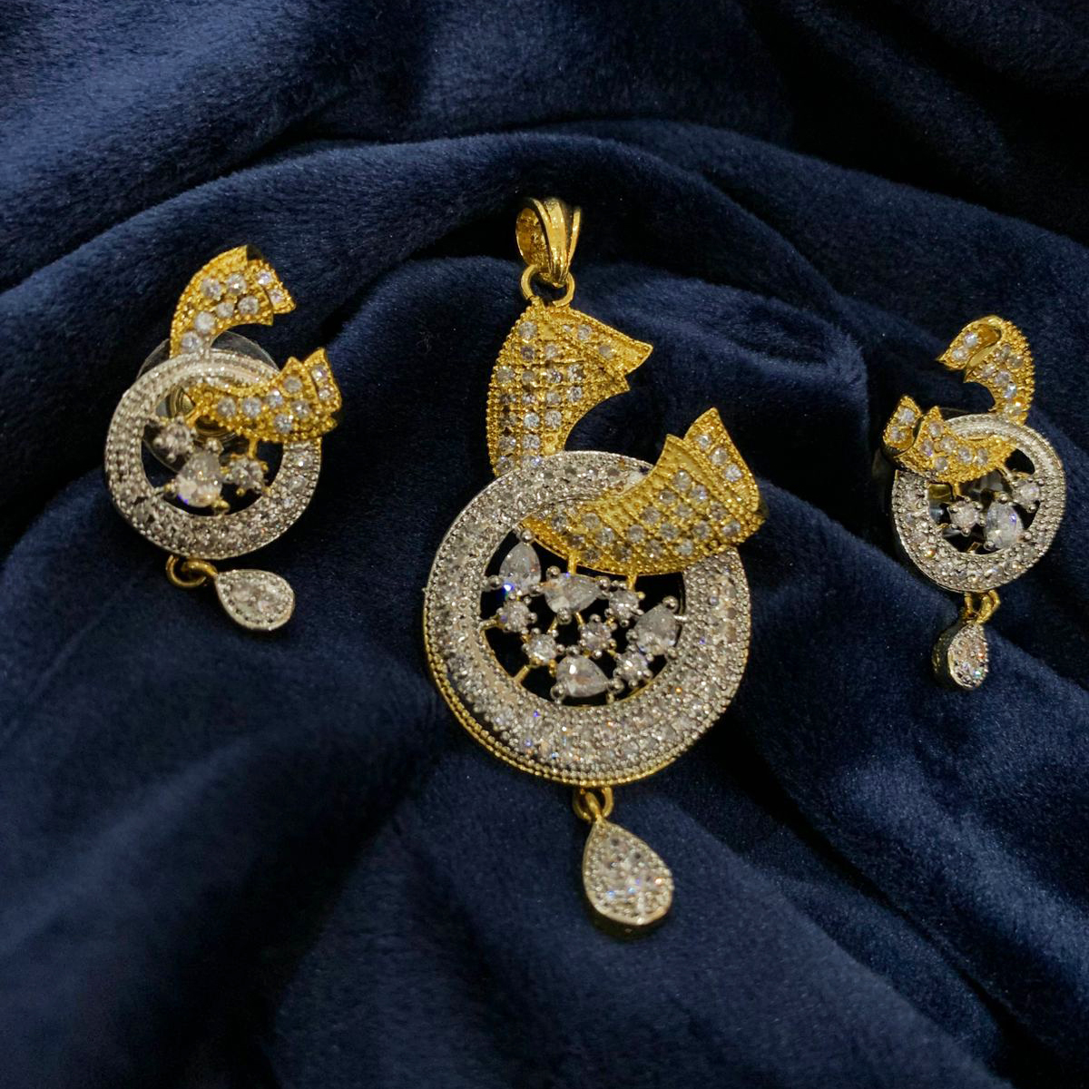 Luxury AD Crystal Pendant Gift for Women